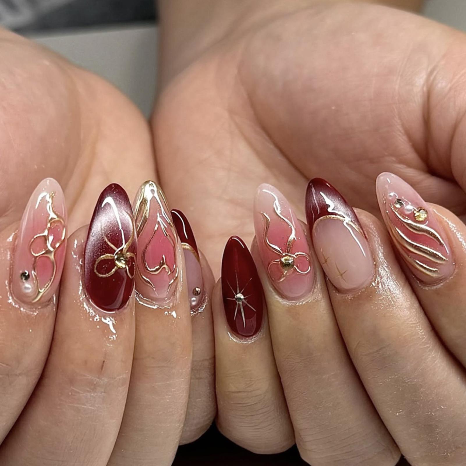 24Pcs French Red Fake Nails with 3D-Bow Glitter Ombre Almond Shaped Press on Nails for Women Manicure Supplies Red красный/чёрный