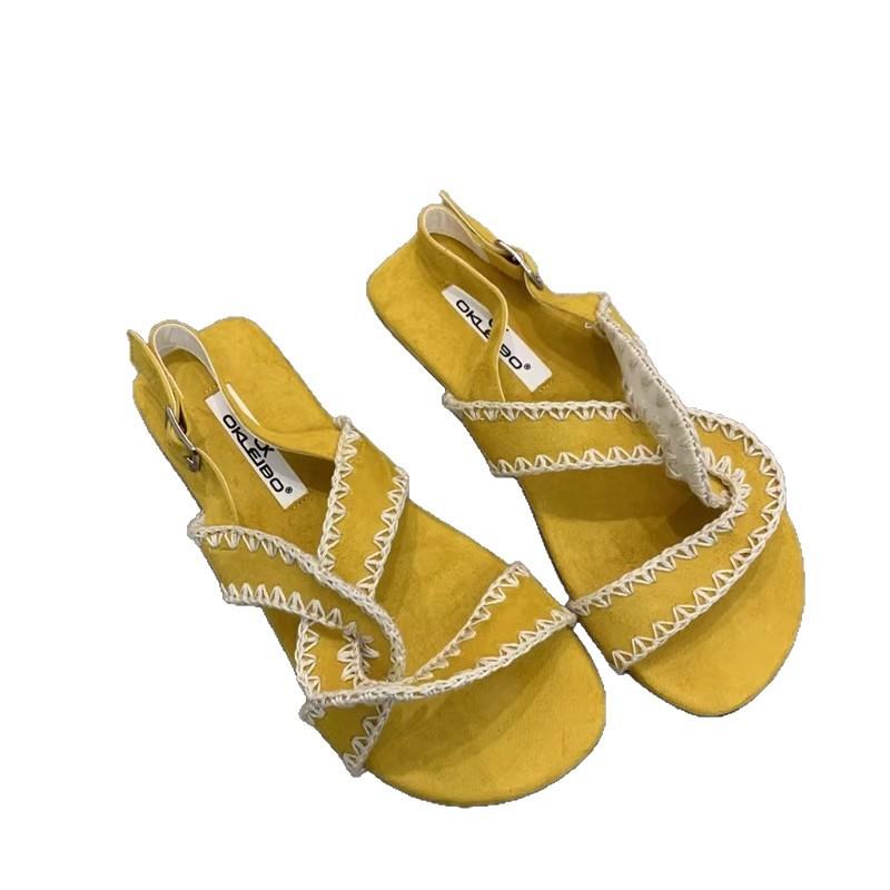 Spot 2025 summer new versatile one-word strap flat-soled retro platform sandals women's travel beach Roman shoes
