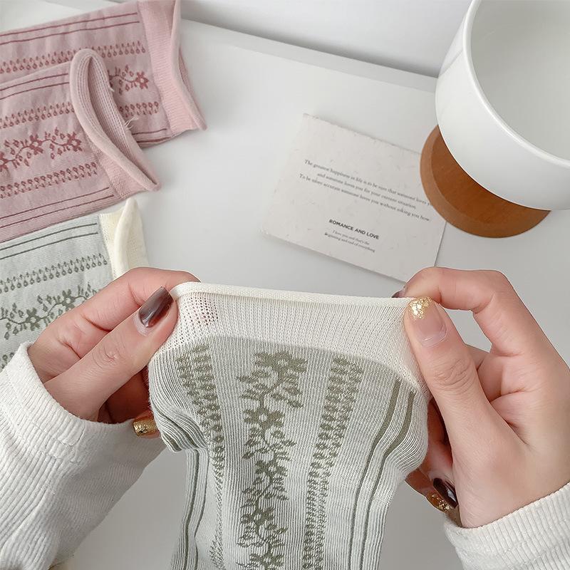 Boneless Retro Flower Design Stacking Socks Girl Korean Versatile Small Leather Shoes Floral Striped Medium Tube Socks Tide