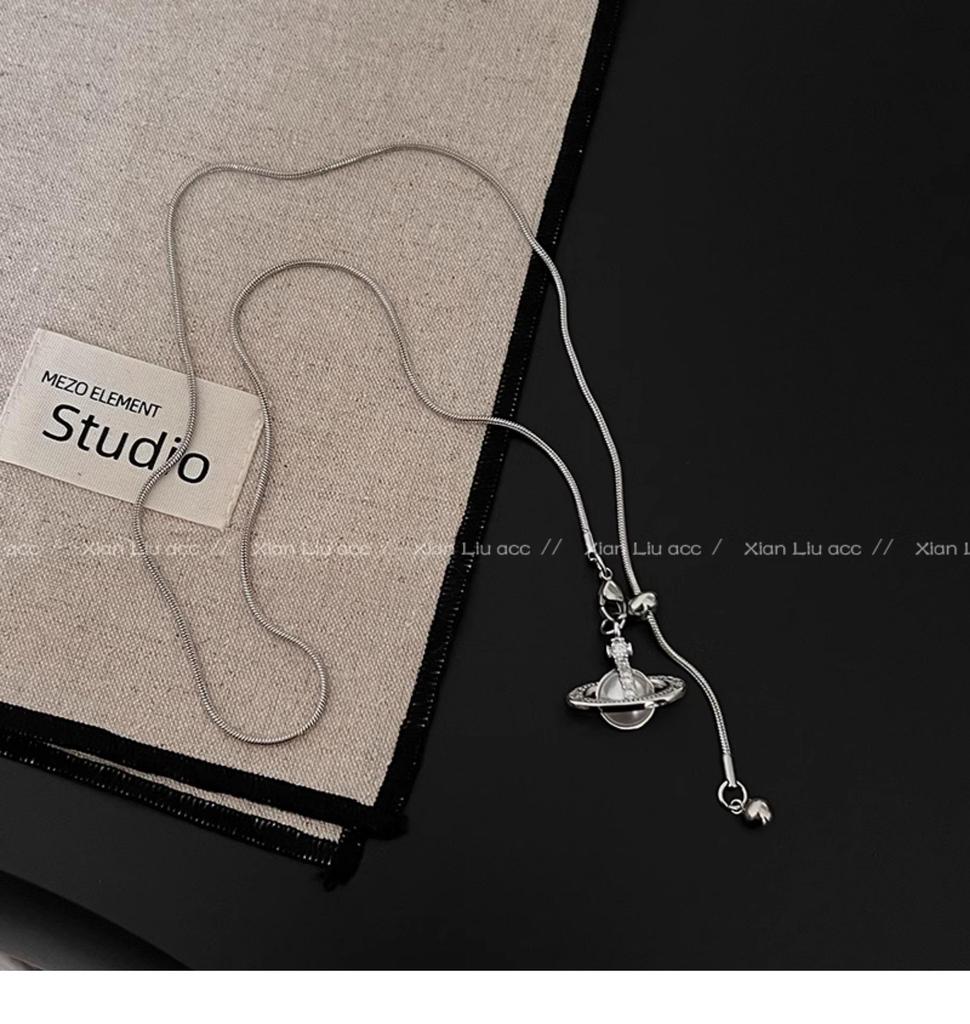 2025 European & American Saturn Pearl Pendant Necklace: Women's Luxury Autumn/Winter Sweater Chain Accessory