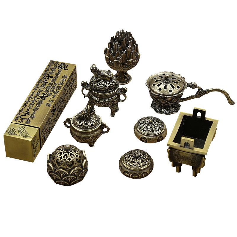 Antique Copper Sandalwood Incense Burner - Classical Tripod Design for Home Decor and Tea Ceremony.