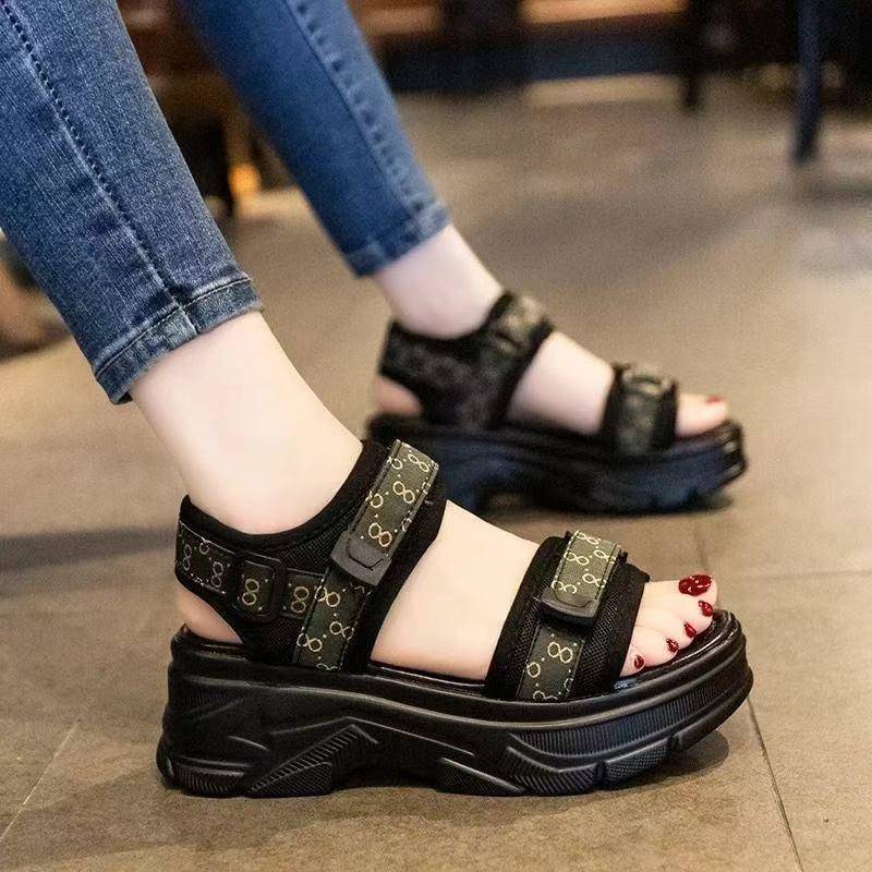 

Soft-soled sports sandals women s summer new Velcro casual platform shoes women s non-slip beach shoes 35 зелений