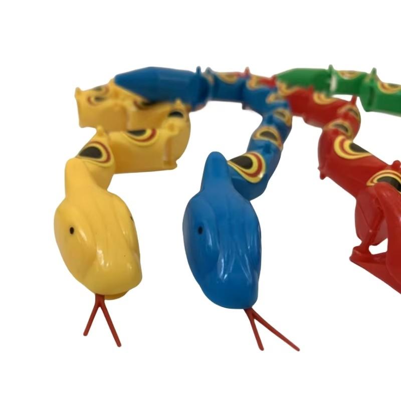 Drehbare realistische simulierte Schlange Kinder lustige Trickspielzeuge Kindergeburtstag Mitgebsel Weihnachten Halloween Geschenke Pinata Füller