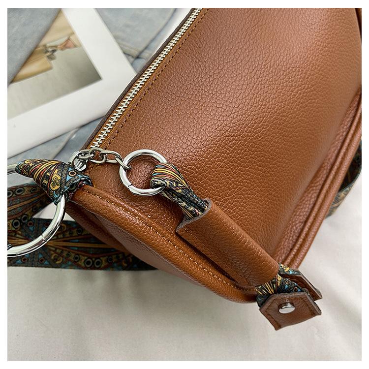 Top-Grain Leather Saddle Crossbody Bag for Women, Large Capacity Genuine Leather Shoulder Purse