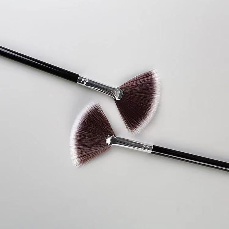 Fan Brush Soft Powder Blush Foundation Lady Makeup Brush Cosmetic Tool Single Brush Face Make-Up Brush