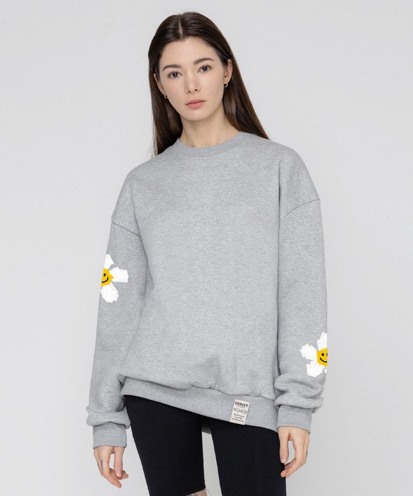 GRAVER [Unisex] Multi Tape Flower Smile Drawing Sweatshirt_Gray