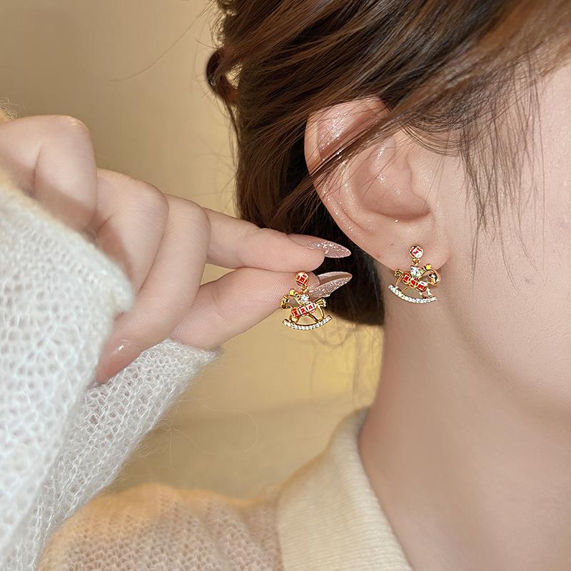 Zodiac Year Zircon Pearl Horse Earrings - Luxurious, Modern Studs for Women