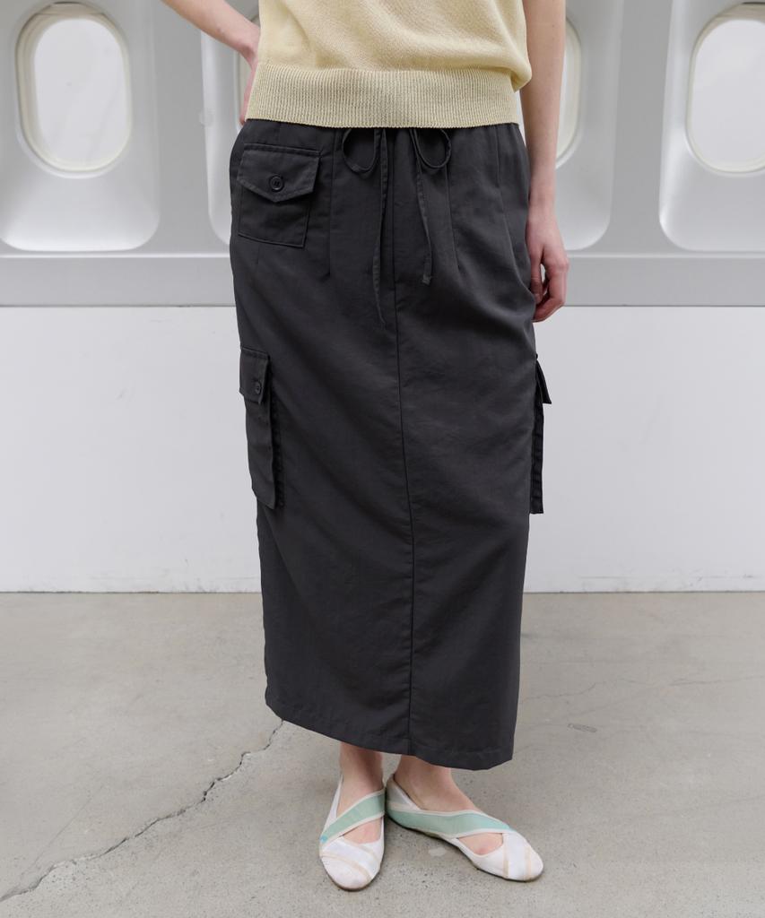 Toabe Three-Pocket Nylon Long Skirt (Charcoal)