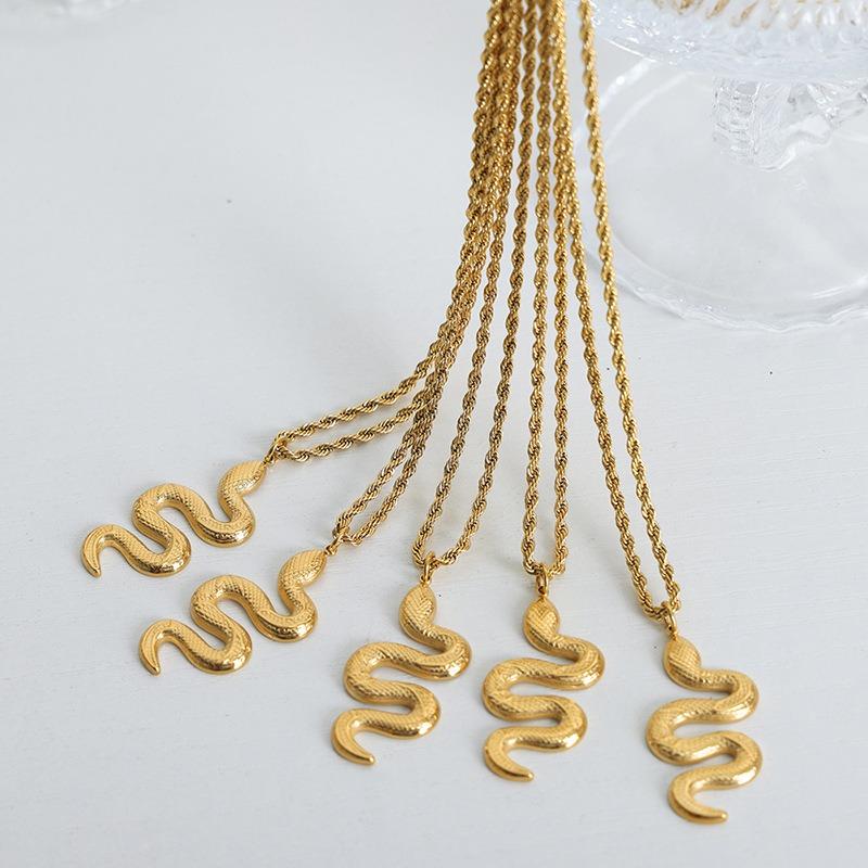 Meier Snake pendant necklace - titanium steel 18k gold plated - versatile, unique, and trendy snake chain