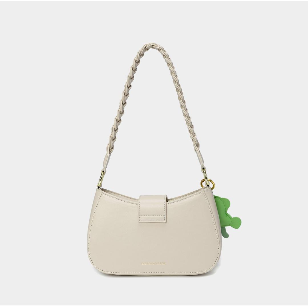 Модная сумка в клетку с бриллиантами подмышками — фото 4