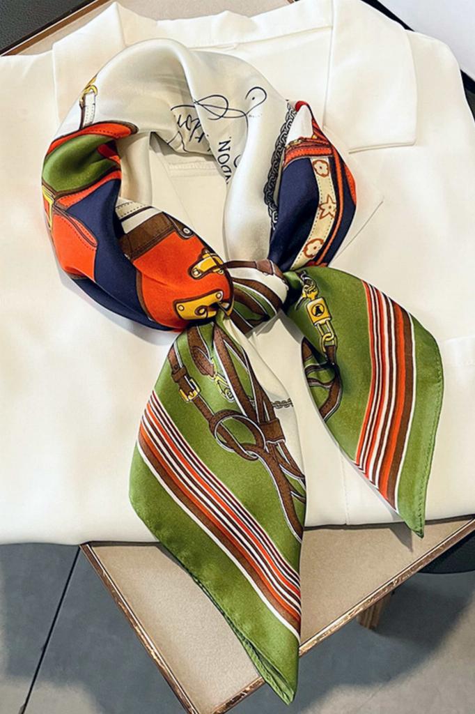 Women' Scarf with Chains and Stripes 70x70 - Green and Orange Retro Style