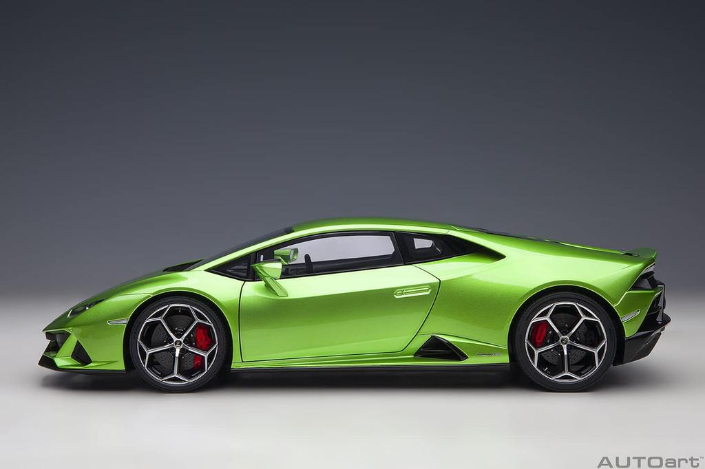 AUTOart Lamborghini Huracan EVO Pearl Green Finished Product 1/18