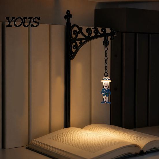 Retro Wrought Iron Wall Bracket Vintage Hanging Stand, Decorative Hook Rack for Small Iris Top Decoration Ornaments, Black Display Holder