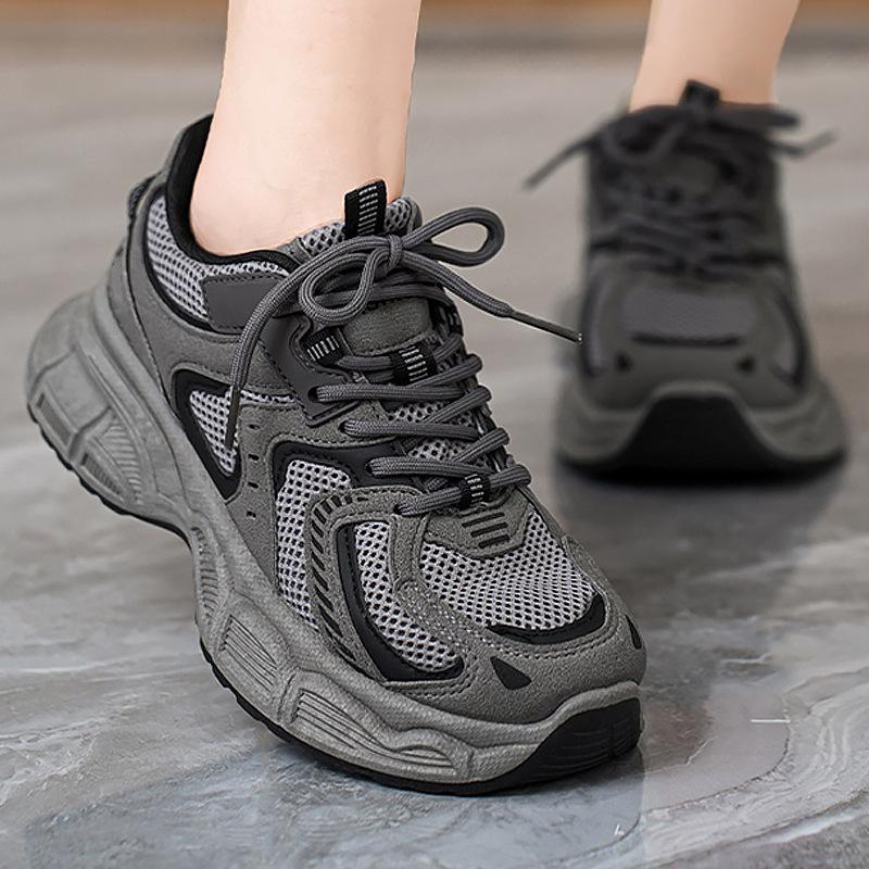 Platformové dad shoes 2025 nové letní populární síťované prodyšné malé bílé boty univerzální jarní a podzimní ležérní sportovní boty