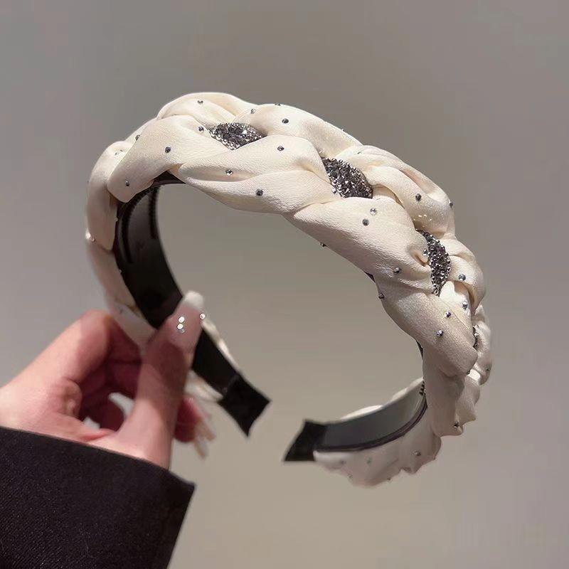 Luxurious Wide-Brimmed Headband for Women - Top Knot Design, Perfect for Autumn/Winter