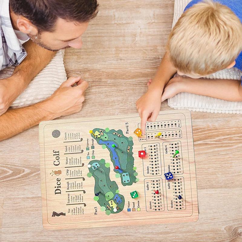 Würfel-Golfspiel, Golf-Brettspiel, Ein Golf-Würfel-Brettspiel, Holz-Tisch-Golf-Würfelspiel, Lustiges, herausforderndes Golf-Würfelspiel
