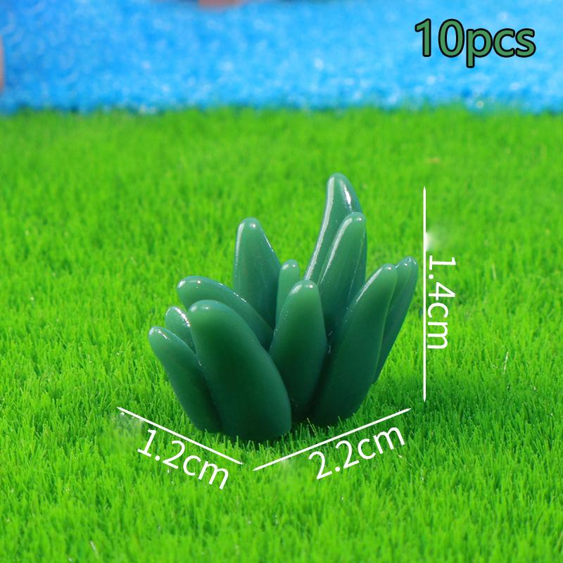 10Pcs Mini Resin Simulated Grass Pile Moss Micro Landscape Decoration Crafts Micro Landscape Garden Decoration Accessories