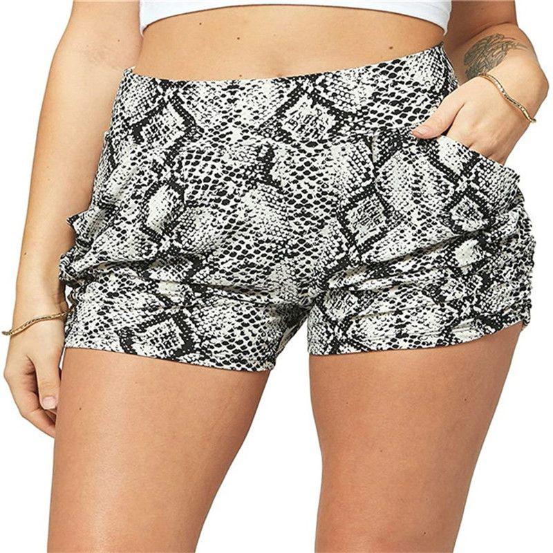 Stylish Women Summer High Waist Casual Shorts Featuring Pleated Design And Soft Material With Pockets