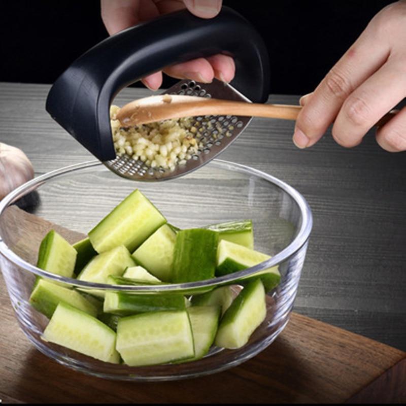 1PC Stainless Steel Garlic Press Manual Ring Garlic Press Kitchen Multi-Functional Household Garlic Press Mashed Garlic