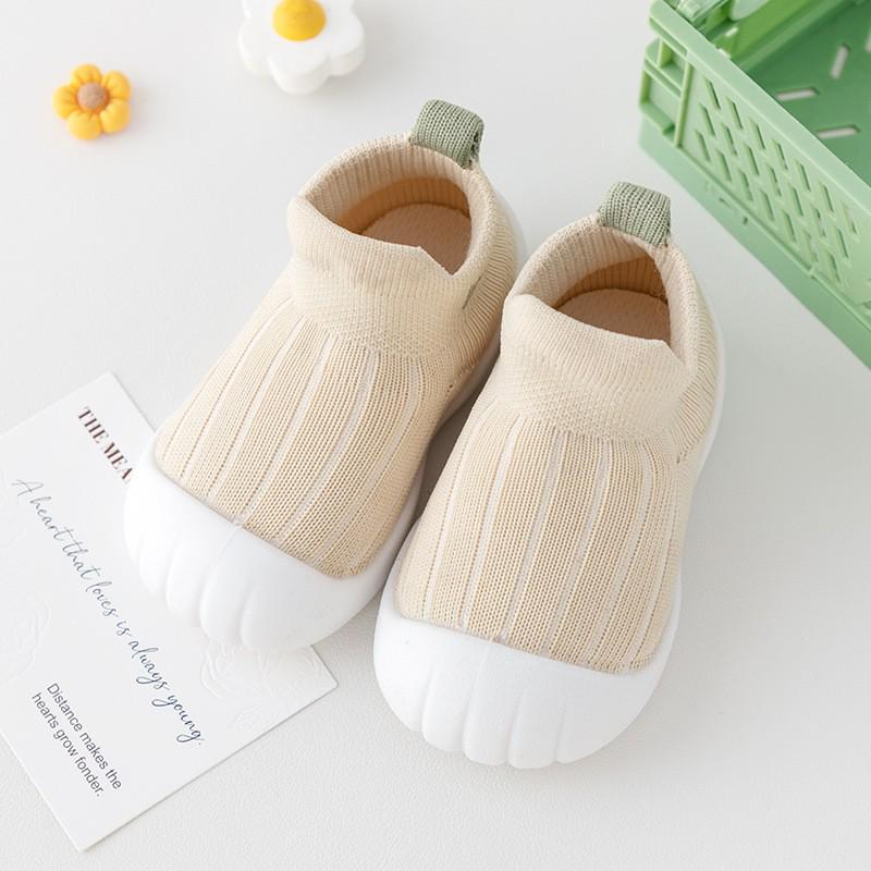 Soft Sole Non-slip Baby Walker Shoes - Solid Color Floor Socks for Boys & Girls, Ideal for Spring & Autumn Pre-walking.