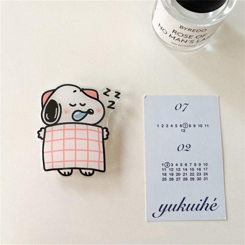 Cute Comic Snoopy peanut Charlie holder Phone case For iPhone 15 16 14 13 12 11 Funny Cartoon Snoopy Phone Universal Bracket