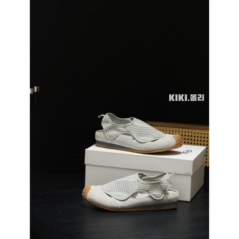 

Summer niche sandals new retro niche breathable mesh sports wind soft sole versatile cool slippers 39 сірий колір