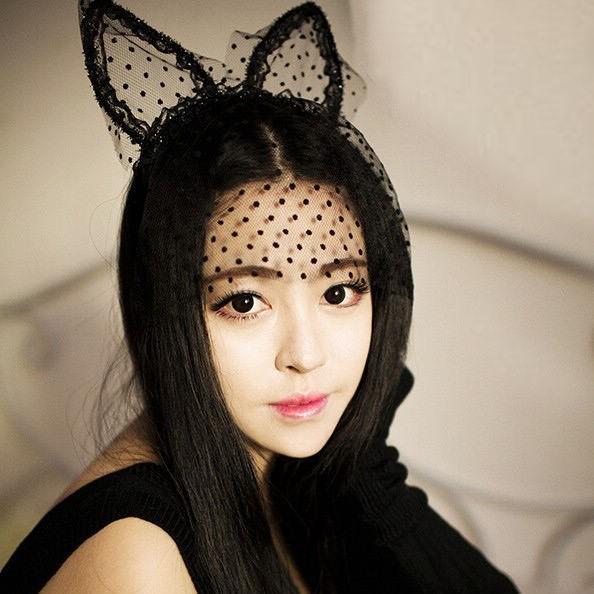 Fan Lei Korean Style Cat Ear Headband: Cute Catwoman Lingerie Accessory for Christmas Parties
