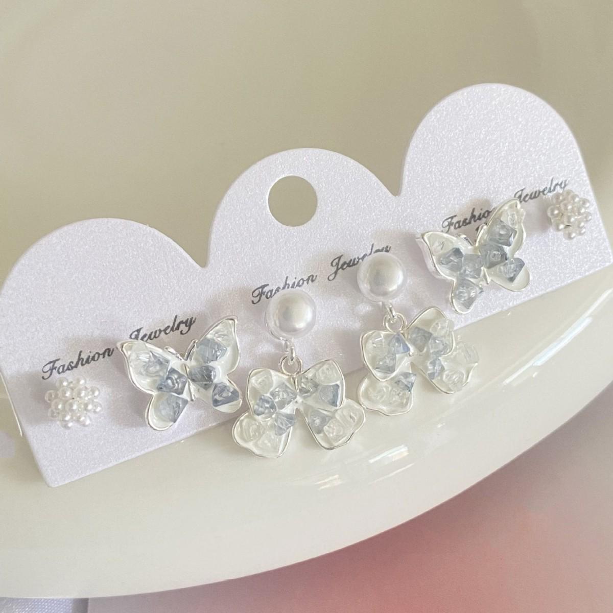 Summer Blue Crystal Butterfly Pearl Earring Set: Elegant Six-Piece Collection of Sweet, Versatile, and Delicate Studs