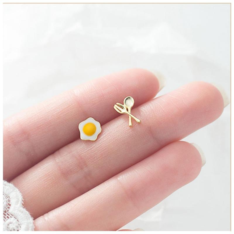 Fashion Asymmetric Fried Egg Fork Spoon Stud Earrings For Women