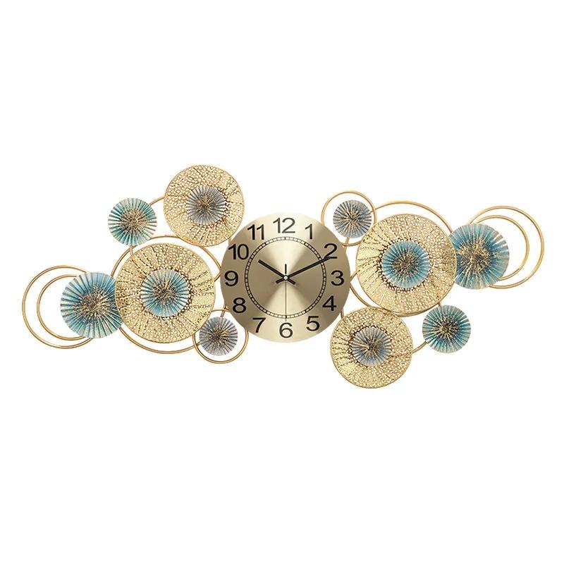 2024 new luxury fashion living room decorative clock wall clock restaurant creative iron atmosphere silent clock wall art