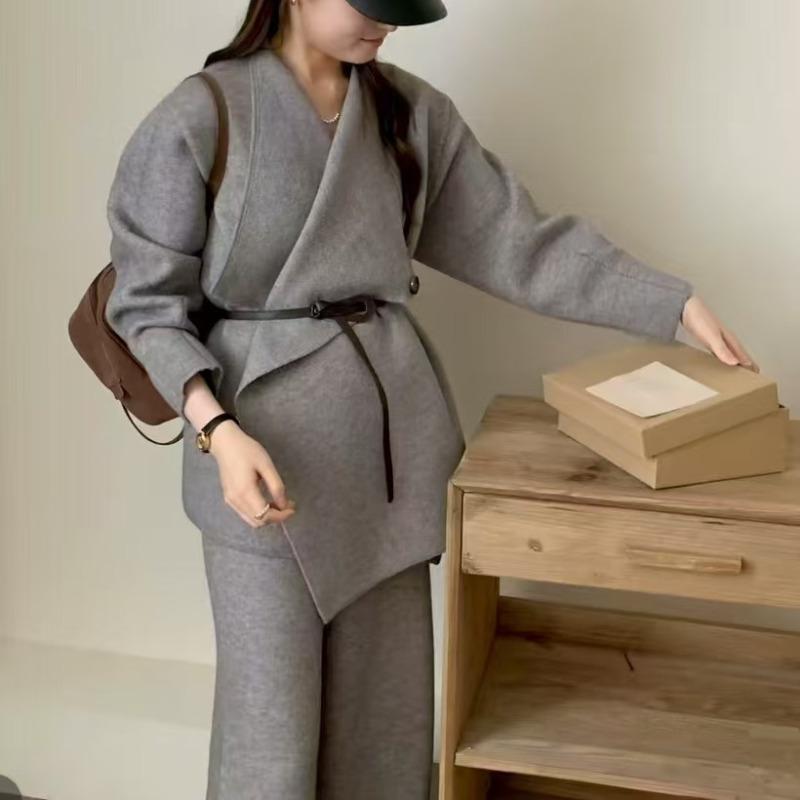 Lazy high-end large-size knitted suit for women's autumn and winter new large lapel sweater jacket wide-leg pants two-piece set for women