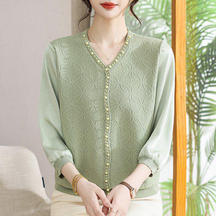 Women's V-neck Knitwear Pullover - Fashionable Casual Comfort for Spring & Autumn