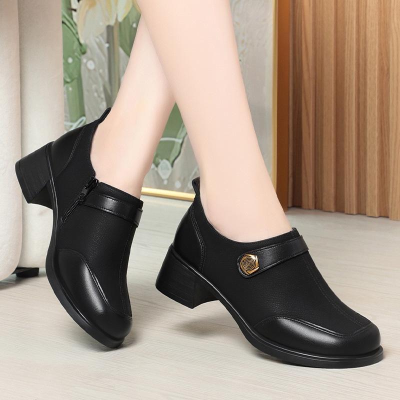 

4,5 см Модные дышащие лоферы из мягкой кожи с глубоким вырезом, туфли на платформе, женские, осень 2025, туфли на среднем блочном каблуке для офиса, для мамы 35