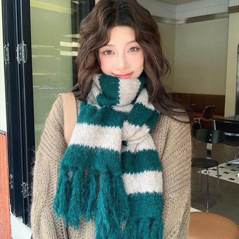 Korean Atmosphere Knitted Scarf Women's Winter Versatile Velvet Thickened Warm and Cold-proof Retro Fringed Wool Scarf