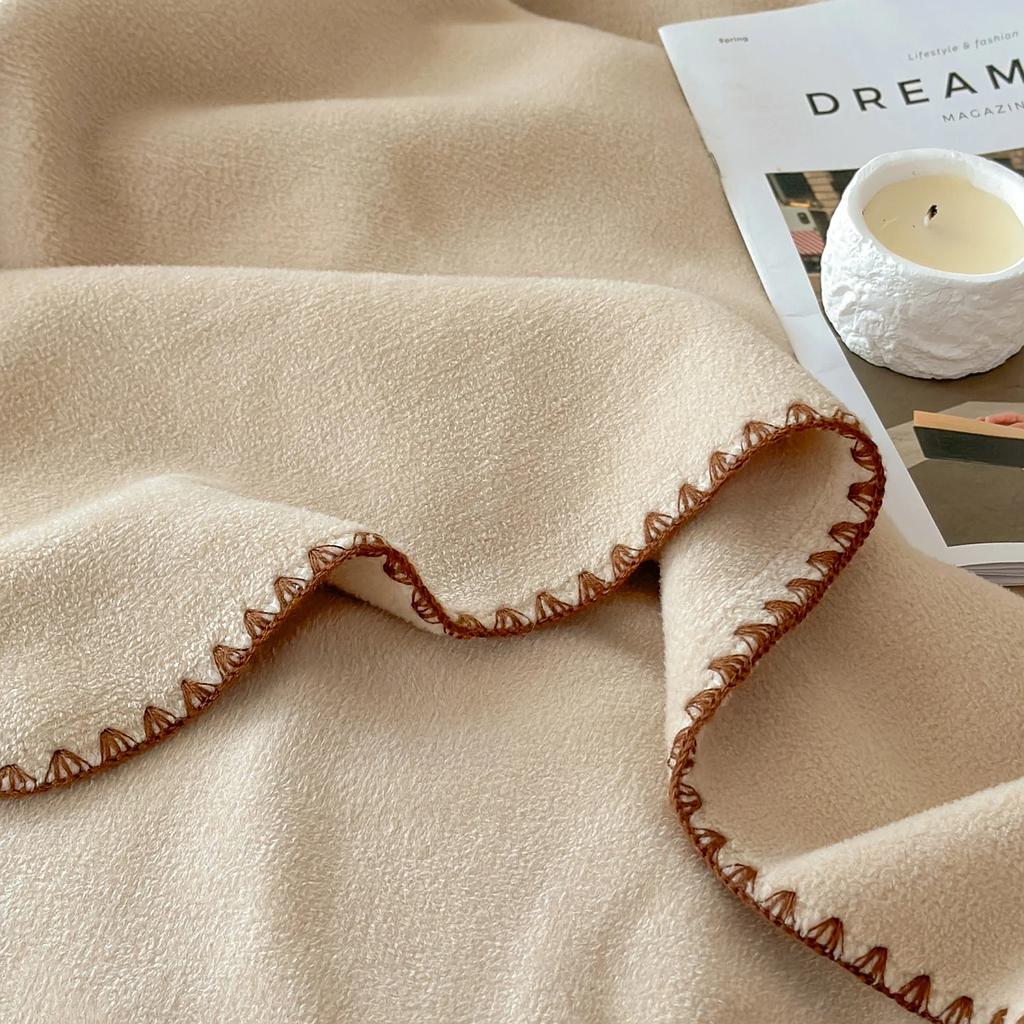 Double Sided Faux Cashmere Warm Autumn Blanket Solid Color Super Soft Plush Throws Blankets for Sofa Bed Multifunctional Plaid