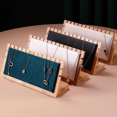 Creación de joyas – Estuches y exhibidores para joyería