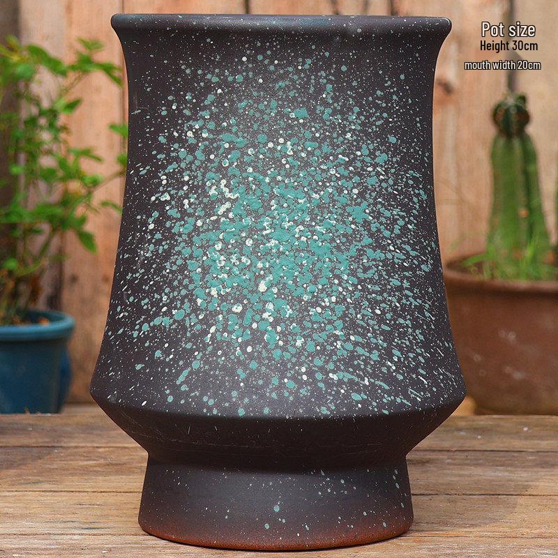 Hoher Handgefertigter Keramikkrug für Sukkulenten und Orchideen