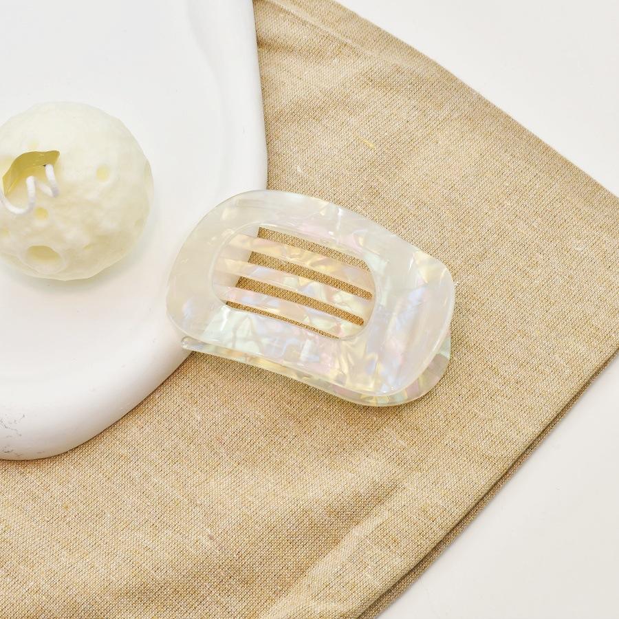 

New Acetic Acid Flat Large Hair Clip Round Shark Clip Half Tuck Back Head Tray Hair Scratching Accessories Wholesale бежевый