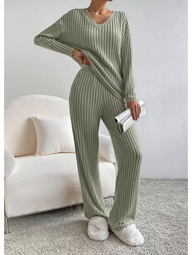 European & American Autumn/Winter Two-Piece Set: V-Neck Ribbed Knit & Casual Straight-Leg Pants