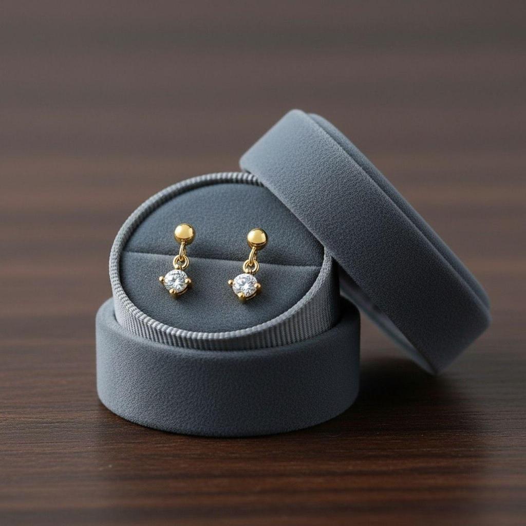 Minimalny Wiszący Kolczyk Sztyftowy - Srebro Próby 925 Pozłacane Żółtym Złotem