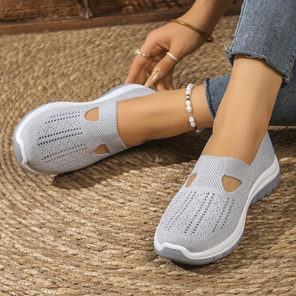 Breathable Mesh Slip-On Flat Sports Shoes for Women, Lightweight and Comfortable Casual Footwear Suitable for Parks, Summer Vacations, Women Shoes