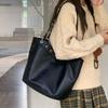 Borsa a Tote da Lavoro Rustica e alla Moda con Borchie - Borsa a Spalla Singola