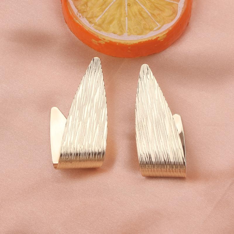 

Европейский тренд нерегулярный металлический рисунок сложенные серьги-капли для женщин преувеличенный рок геометрические серьги для вечеринки ювелирные изделия подарок