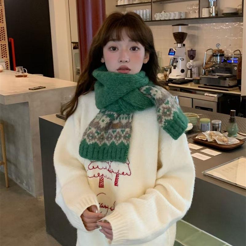 Atmospheric Christmas scarf Female versatile thickened autumn and winter warm student couple scarf