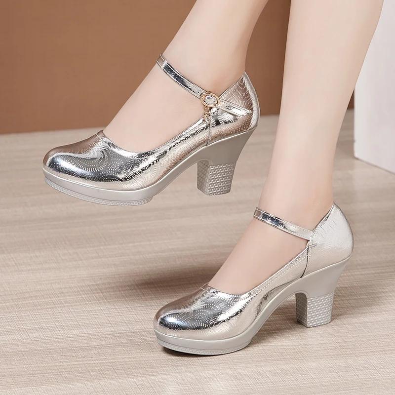Kleine Größe 32-43 Modische flache Lackleder Schuhe Damen Plateau Pumps 2026 Herbst Med Blockabsatz Schuhe Büro Mama Tanz