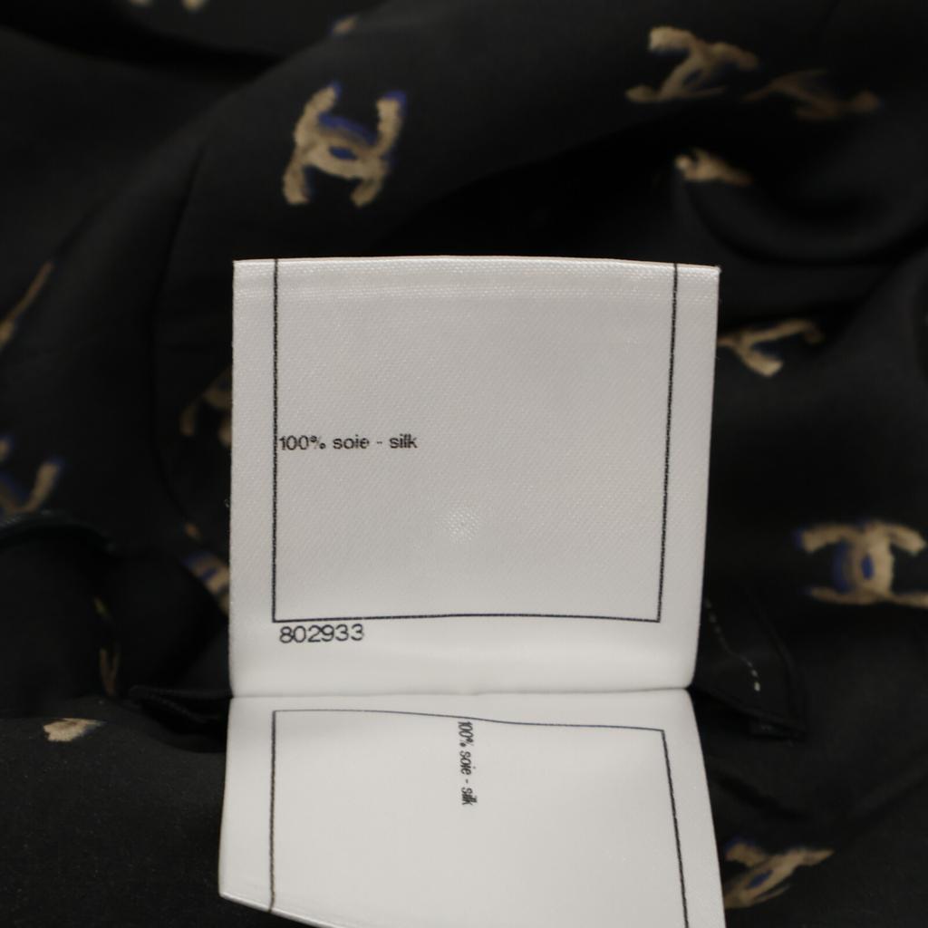 CHANEL [Excellent Condition] P44329V32715 CC Logos All-Over Print 100% Silk Sleeveless Top dress 38 blackUsed