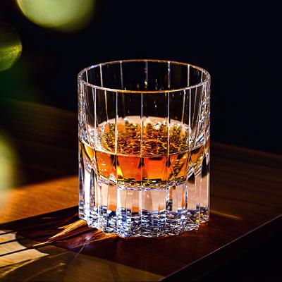Teure Whisky-Tasse, helles Kaleidoskop, Asterismus-Kristall, Weinverkostungsgläser, Diamantschnitzerei, XO Chivas Brandy-Whiskyglas