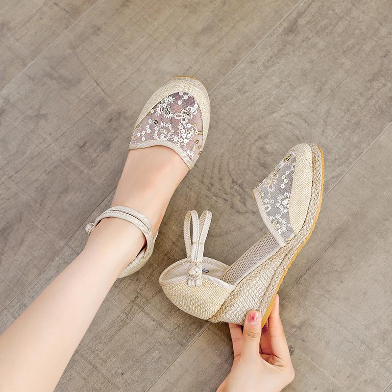 Versatile Women's Summer Wedge Sandals: One-Strap Closed-Toe, Breathable Mesh, Lace-Up High Heels with Buckle.