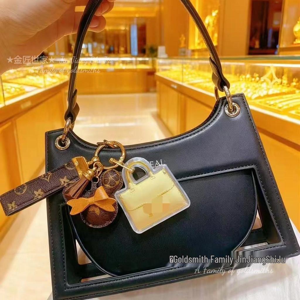 999 Pure Gold Money Keychain & Mobile Chain with Crab Bag Pendant for Girlfriend