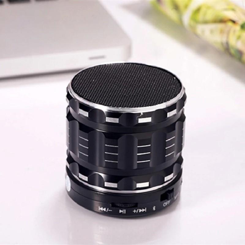 

Стильный беспроводной портативный мини-динамик Bluetooth с отделкой из металла и стали и FM-радио One size чёрный